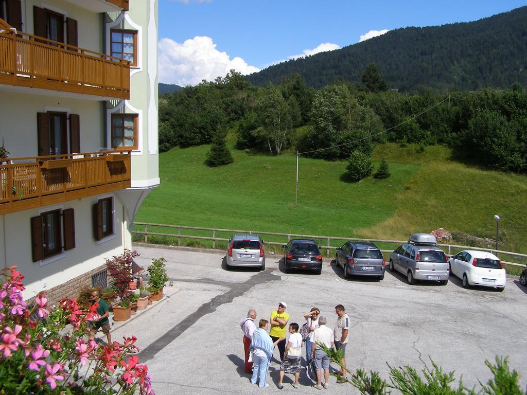 Appartamenti La Val อันดาโล ภายนอก รูปภาพ